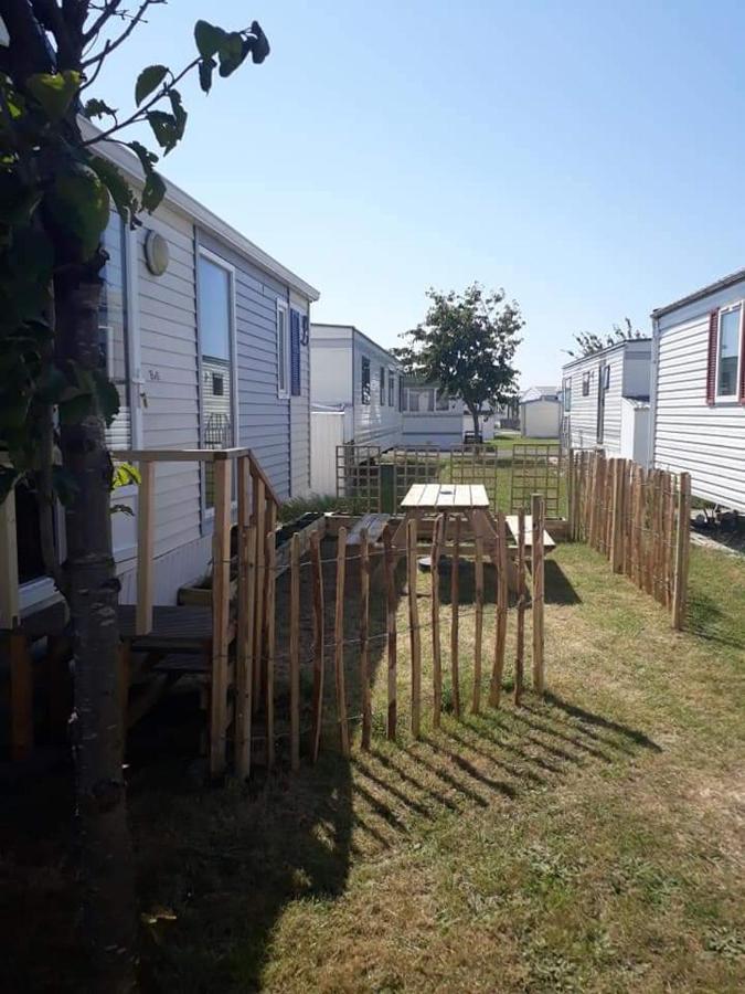Stacaravan 4Pers In Bredene Met Eigen Tuintje 2449 Luaran gambar