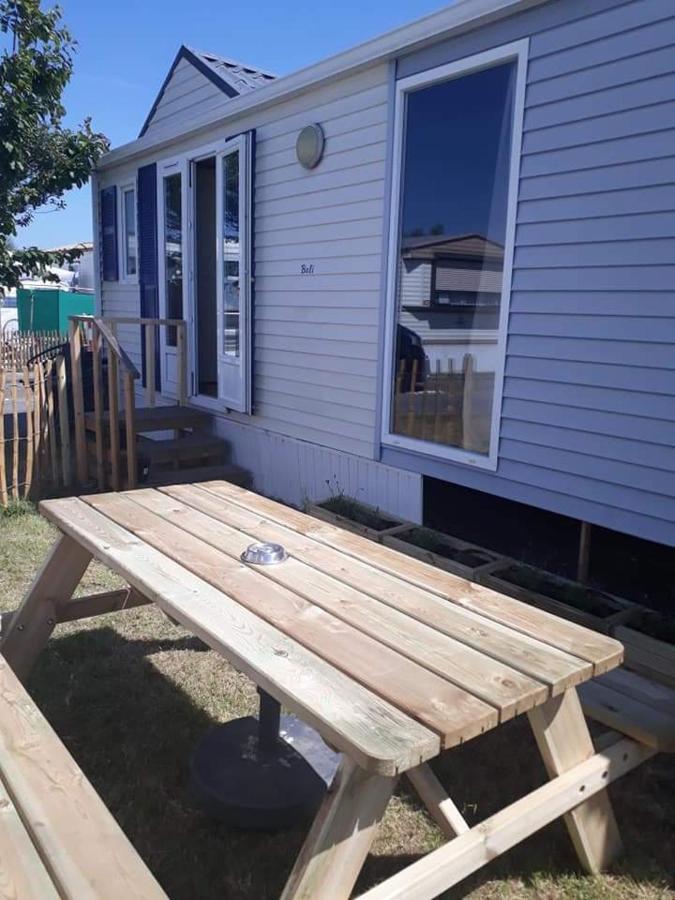 Stacaravan 4Pers In Bredene Met Eigen Tuintje 2449 Luaran gambar